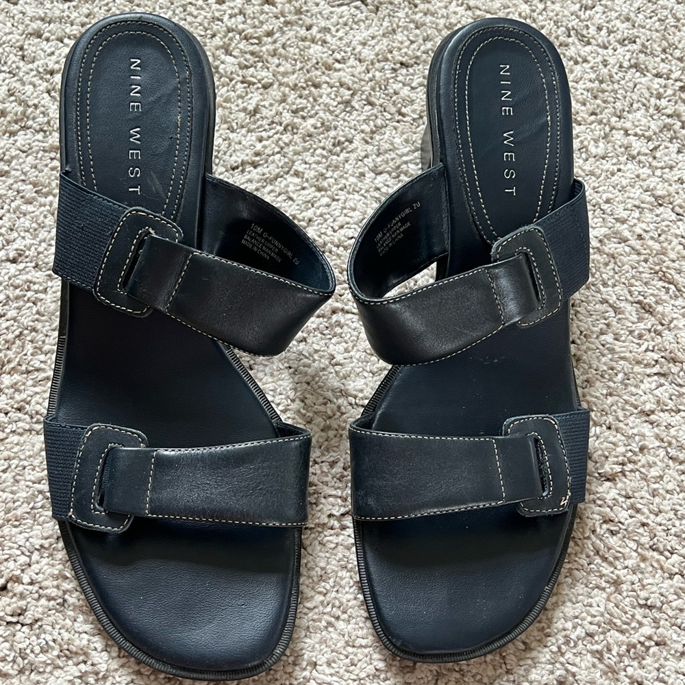 Women’s Navy Blue Sandals.  Nine West.  Size 10M